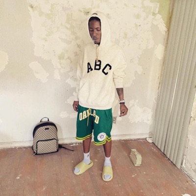 Crackin Me Up - Single