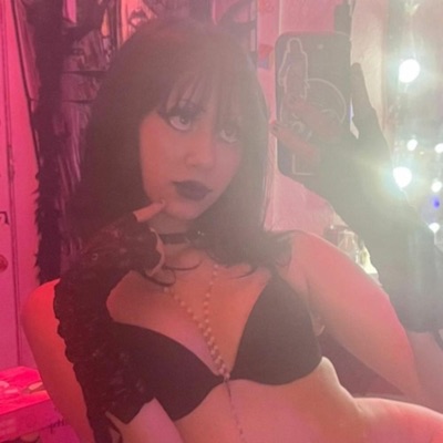 VAMPIRES & SPIDERS (feat. Nightclub20xx) - Single