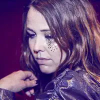 Escucha a undefined, mira vídeos musicales, lee la biografía, consulta fechas de giras y mucho más.