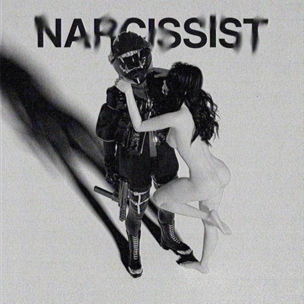 Narcissist!