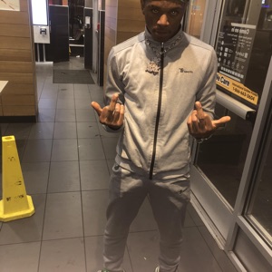 Free Car (feat. Moeskii)