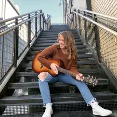 Anniston Ross을(를) 듣고, 뮤직 비디오를 보고, 약력을 읽고, 투어 일정 등을 확인하세요!