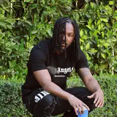 聆聽 Sensei7、觀看音樂影片、閱讀小傳、查看巡演日期等！