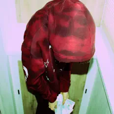 Luister naar FRISE, bekijk muziekvideo's, lees de bio, bekijk de tourdata, en meer!