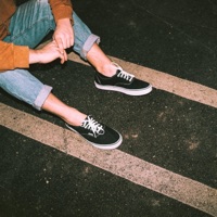 Cry - Single - INTRN & Thomas Reid