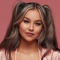 Ouve Miss Madi, vê vídeos de música, lê a biografia, vê as datas da digressão e muito mais!