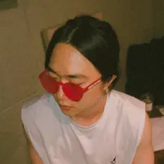 收听 StoneSoWavy!、观看音乐视频、阅读小传、查看巡演日期等 ！