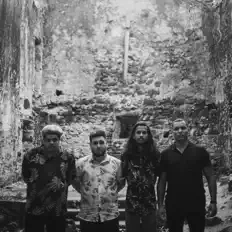 Dengarkan Calmará, tonton video musik, baca bio, lihat tanggal tur & lainnya!