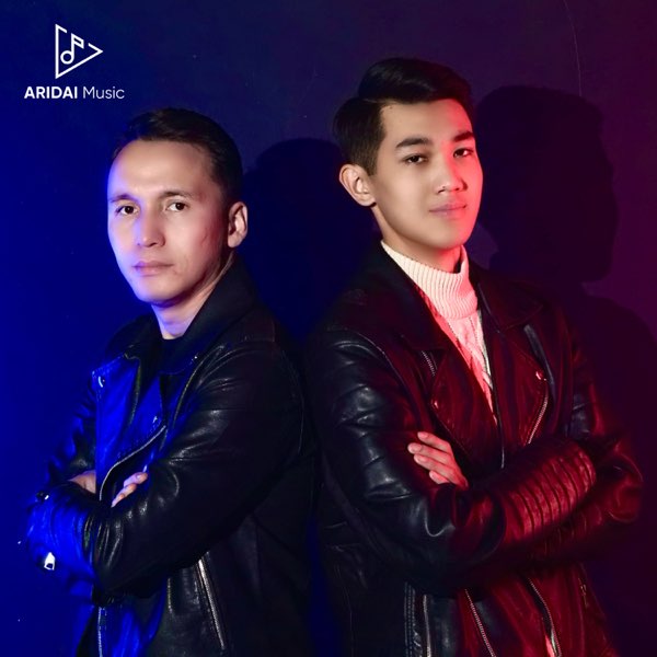 Әртүрлі позициялардағы куннилингустың жақыннан түсірілген бейнелері