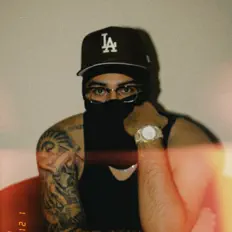 Luister naar Gonzø, bekijk muziekvideo's, lees de bio, bekijk de tourdata, en meer!