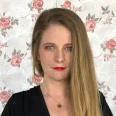 Listen to Michi, watch music videos, read bio, see tour dates & more!