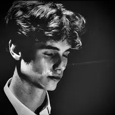 Poslechněte si interpreta Sebastian Thomas, sledujte hudební videa, přečtěte si životopis, podívejte se na data turné a další informace.