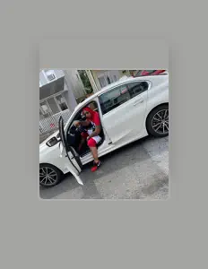 Poslechněte si interpreta Finezze Reborn, sledujte hudební videa, přečtěte si životopis, podívejte se na data turné a další informace.