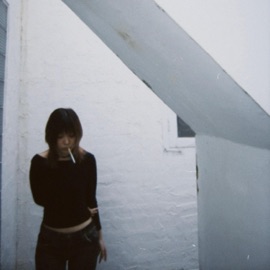 insanelov3 (feat. Bennie) M00SË