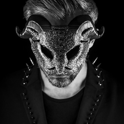 Listen to Ihmsein, watch music videos, read bio, see tour dates & more!