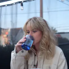 Écoutez Kelley Hair, regardez des vidéoclips, lisez la biographie, consultez les dates de tournée et plus encore !