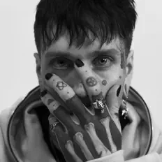 Ouça Andrxw, assista a videoclipes, leia a biografia, veja as datas das turnês e mais!