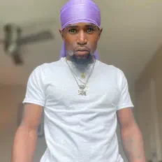 收听 Wolly.380、观看音乐视频、阅读小传、查看巡演日期等 ！