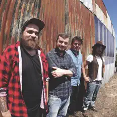 Dengarkan Flats & Sharps, tonton video musik, baca bio, lihat tanggal tur & lainnya!