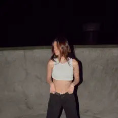 Écoutez Mia DuPuis, regardez des vidéoclips, lisez la biographie, consultez les dates de tournée et plus encore !