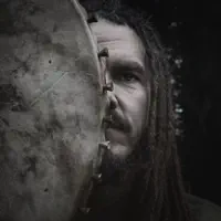 undefined을(를) 듣고, 뮤직 비디오를 보고, 약력을 읽고, 투어 일정 등을 확인하세요!
