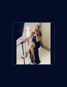 Escucha a Cristina Marchán, mira videos musicales, lee su biografía, consulta las fechas de las gira y más.