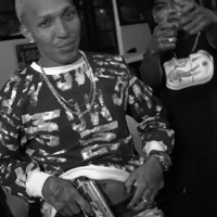 ARMAMENTOS & ASESINATOS (feat. Jovy) - Single - Reyvax mdfkz