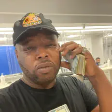 Money Grippを聴いたり、ミュージックビデオを鑑賞したり、経歴やツアー日程などを確認したりしましょう！