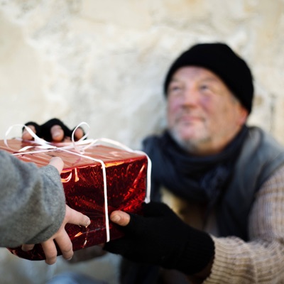 A lonely homeless Christmas - Single