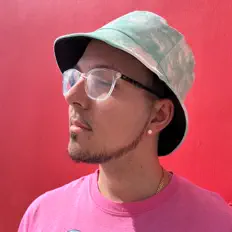 收听 Poshtherapper、观看音乐视频、阅读小传、查看巡演日期等 ！