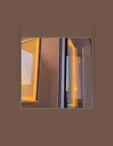 KOSTEEN을(를) 듣고, 뮤직 비디오를 보고, 약력을 읽고, 투어 일정 등을 확인하세요!