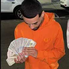 Escucha a Jae Cashout, mira videos musicales, lee su biografía, consulta las fechas de las gira y más.