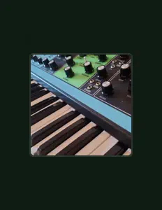 Posłuchaj wykonawcy Synth Robot, obejrzyj teledyski, przeczytaj biografię, zobacz daty tras koncertowych i nie tylko!