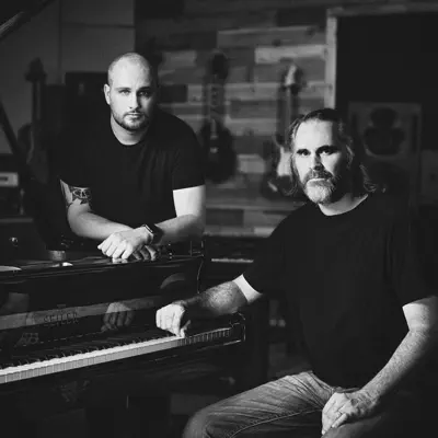 Listen to Hendyamps Studios, watch music videos, read bio, see tour dates & more!