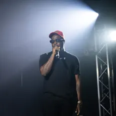 93rodeoを聴いたり、ミュージックビデオを鑑賞したり、経歴やツアー日程などを確認したりしましょう！