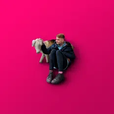 聆聽 тёма эмми、觀看音樂影片、閱讀小傳、查看巡演日期等！