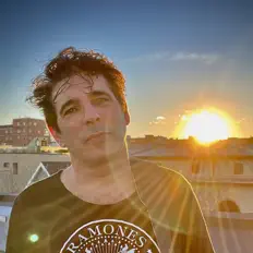 Listen to Onelinedrawing, watch music videos, read bio, see tour dates & more!