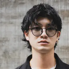 Écoutez ナカオカイ, regardez des vidéoclips, lisez la biographie, consultez les dates de tournée et plus encore !