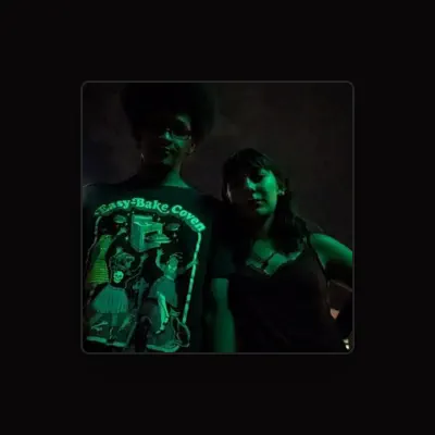 Listen to Toda Spooky, watch music videos, read bio, see tour dates & more!