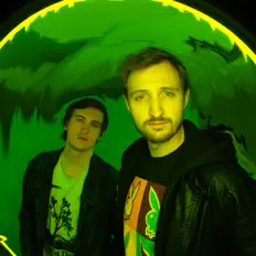 New Cologne dinle, müzik videolarını izle, biyografisini oku, tur tarihlerini ve daha fazlasını gör!