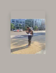 Luister naar sackchasinjah, bekijk muziekvideo's, lees de bio, bekijk de tourdata, en meer!