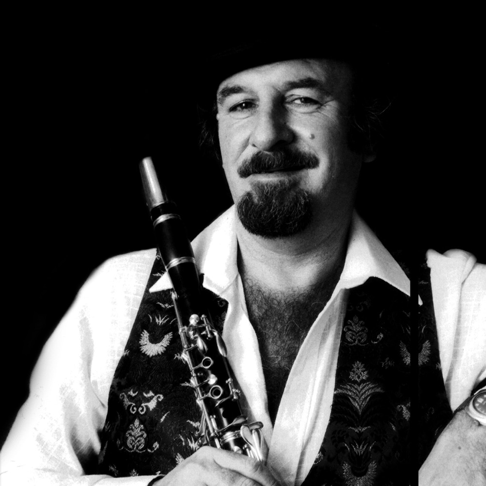 Фото Acker Bilk