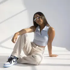 Jasmine Malayaを聴いたり、ミュージックビデオを鑑賞したり、経歴やツアー日程などを確認したりしましょう！