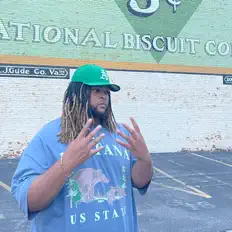 收听 Ju$ Glo、观看音乐视频、阅读小传、查看巡演日期等 ！