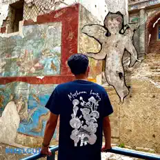 Sentfromspaceを聴いたり、ミュージックビデオを鑑賞したり、経歴やツアー日程などを確認したりしましょう！