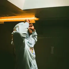 Dengarkan Oz The Kid, tonton video musik, baca bio, lihat tanggal tur & lainnya!