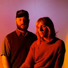 Listen to Neu Blume, watch music videos, read bio, see tour dates & more!