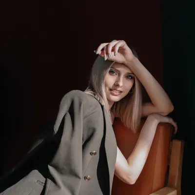 Listen to Настя Сихварт, watch music videos, read bio, see tour dates & more!