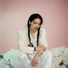 Escucha a lovecomestoeveryone, mira videos musicales, lee su biografía, consulta las fechas de las gira y más.