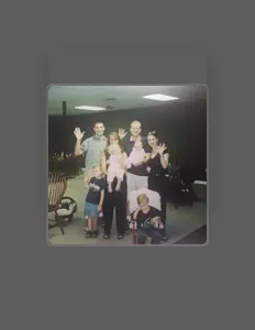 Posłuchaj wykonawcy Jake McCall, obejrzyj teledyski, przeczytaj biografię, zobacz daty tras koncertowych i nie tylko!